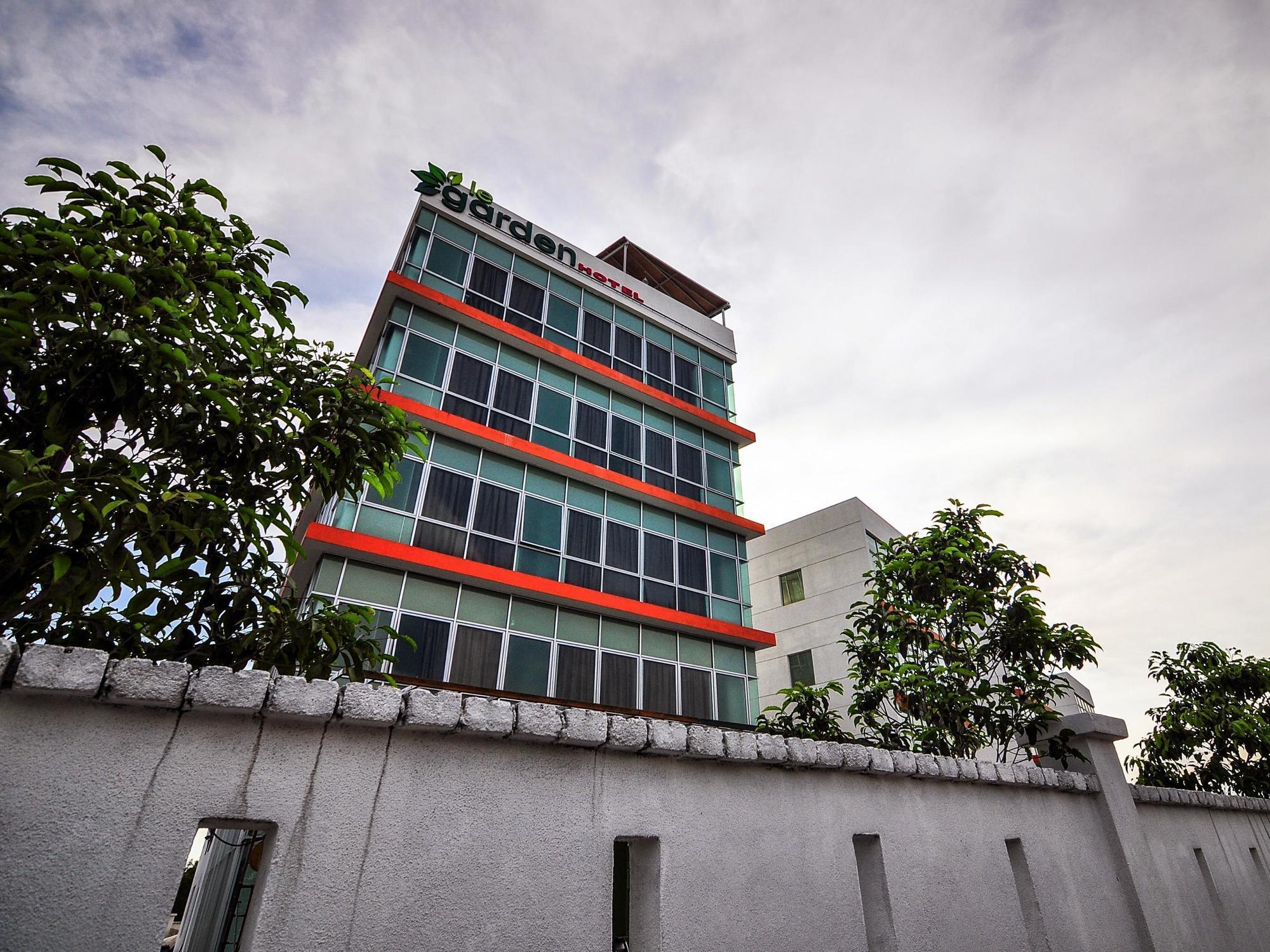 Le Garden Hotel Kota Kemuning Shah Alam Exterior foto